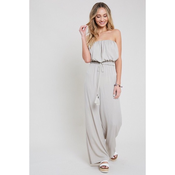 BOUTIQUE CLOSING MAKE AN OFFER - Picture 2 of 5